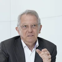 Sir David King